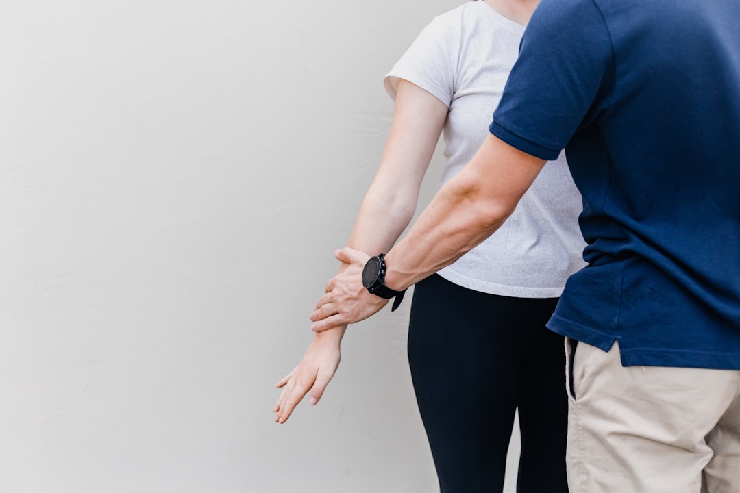 Total hip arthroplasty with rehabilitation improves WOMAC and HHS scores versus conservative exercise in hip osteoarthritis